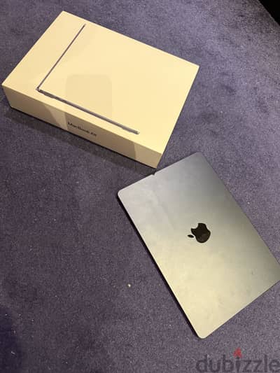 Apple 2022 MacBook Air laptop with M2 chip: 13.6-inch