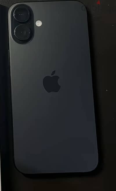 آبل - آيفون 16 بلس