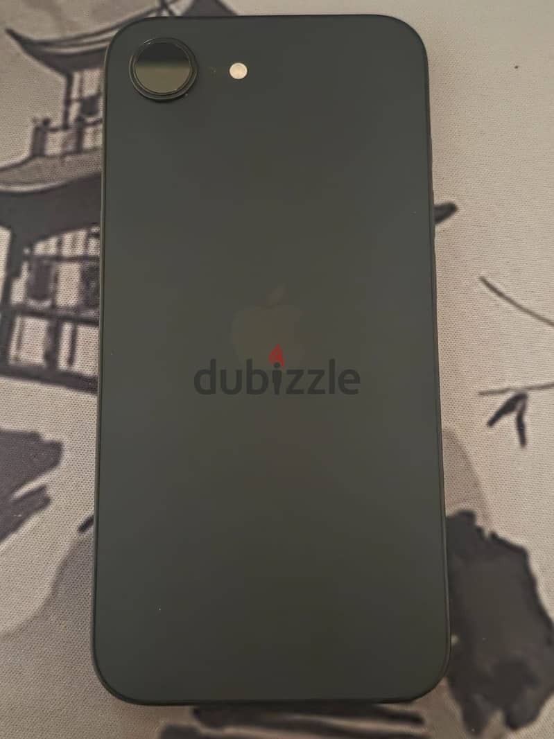 Apple - iPhone 16e 2