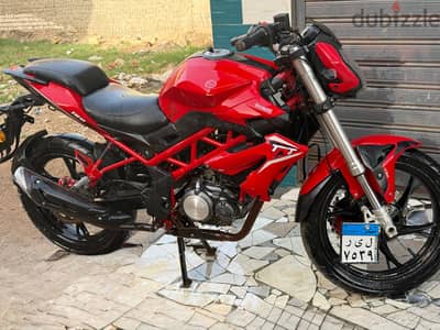 بنيلي tnt 150