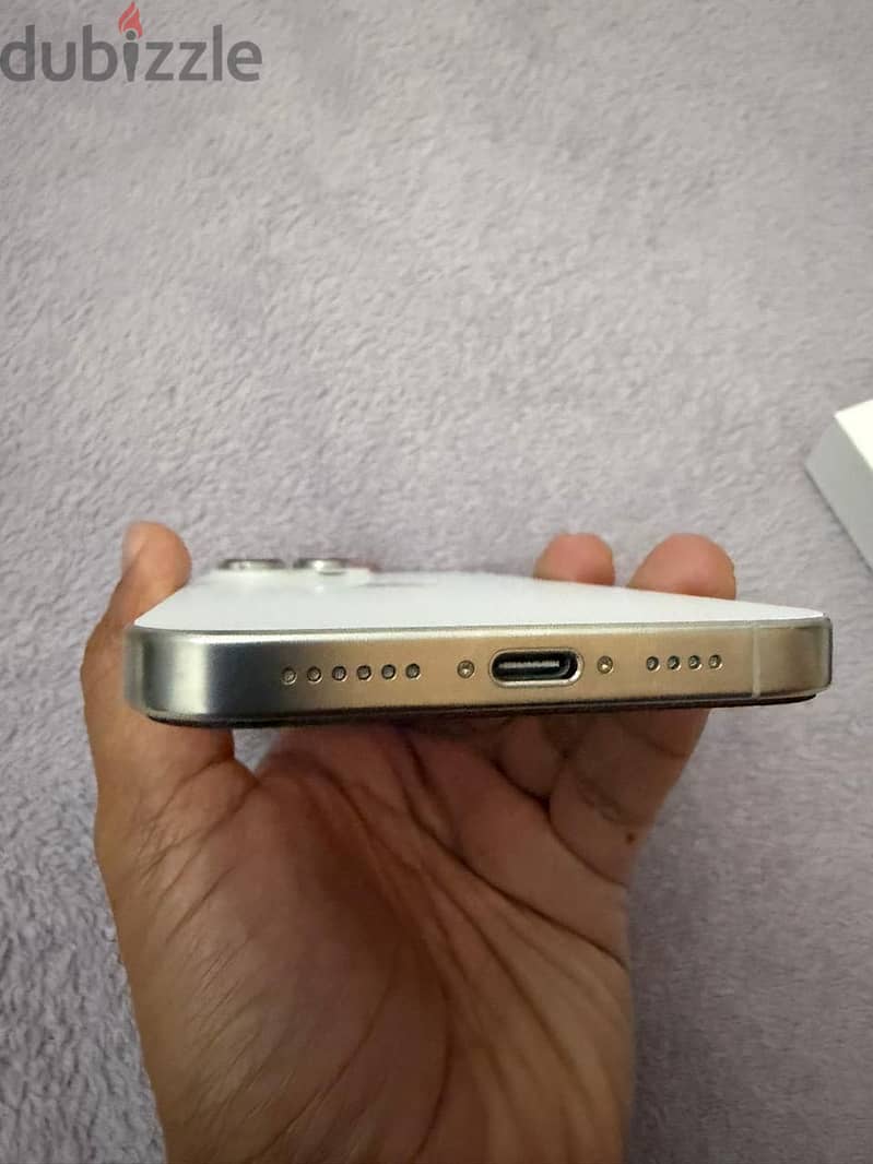 Apple - iPhone 16 Pro Max 3