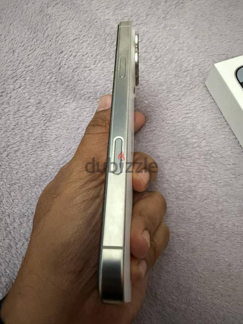 Apple - iPhone 16 Pro Max 6