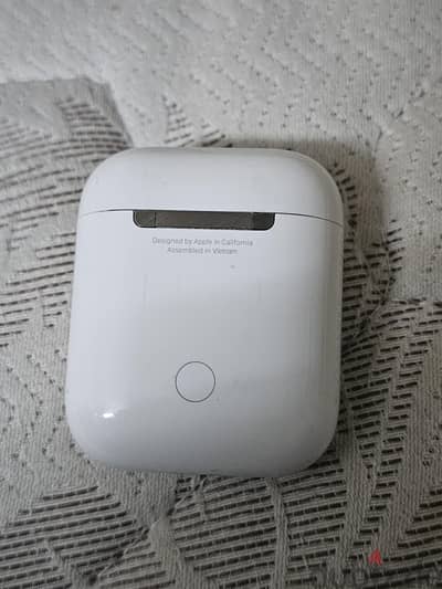Apple AirPods 2nd Generation with Charging Case White