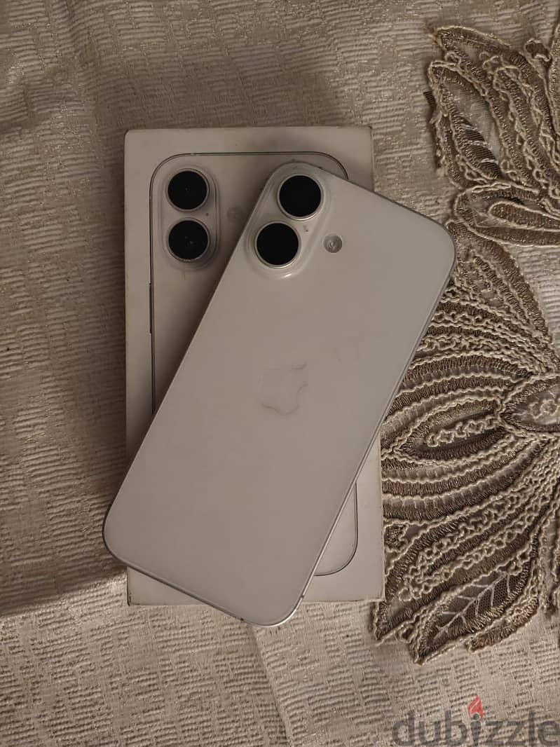 Apple - iPhone 17 2