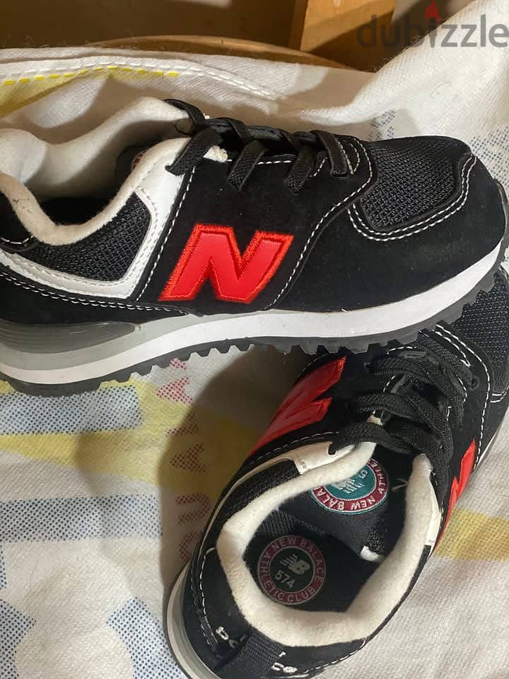 New balance mirror 2