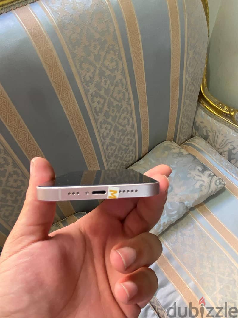 Apple - iPhone 13 7