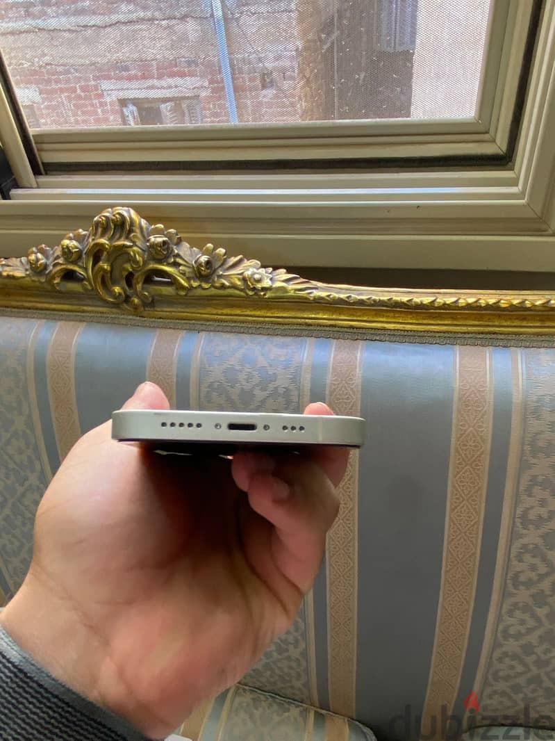 Apple - iPhone 13 8