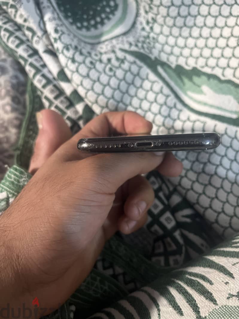 Apple - iPhone X 3