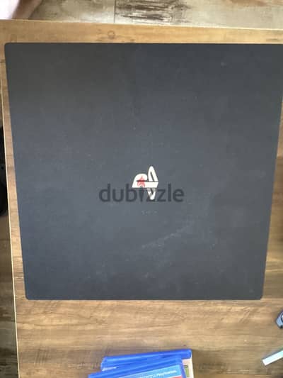 PlayStation 4 pro 1 tb