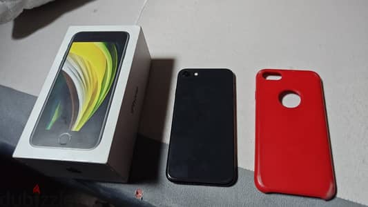 iPhone SE 2020 // 256gb // Black - New Battery