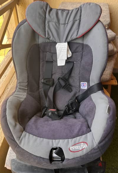 Car Seat Evenflo in very good condition for sale