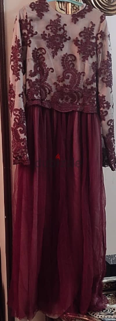فساتين سواريه لبس مره واحده