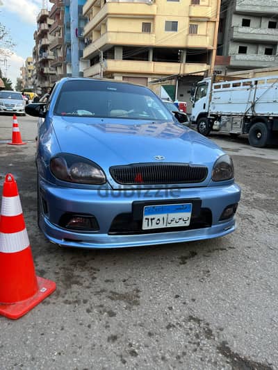 دايو لانوس 2004