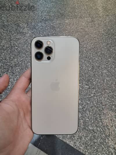 حالته ممتازة 12 pro max