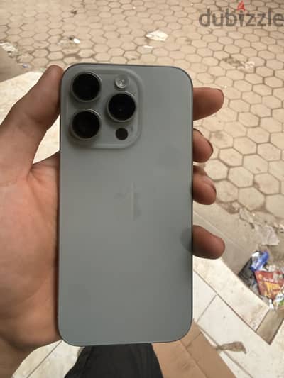 آبل - آيفون 15 برو