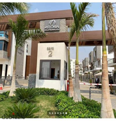 شقه للبيع مفروش في كومباوند استوريا بارك حدايق اكتوبر