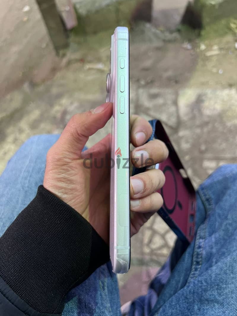 Apple - iPhone 17 Pro Max 3