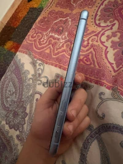 Apple - iPhone XR