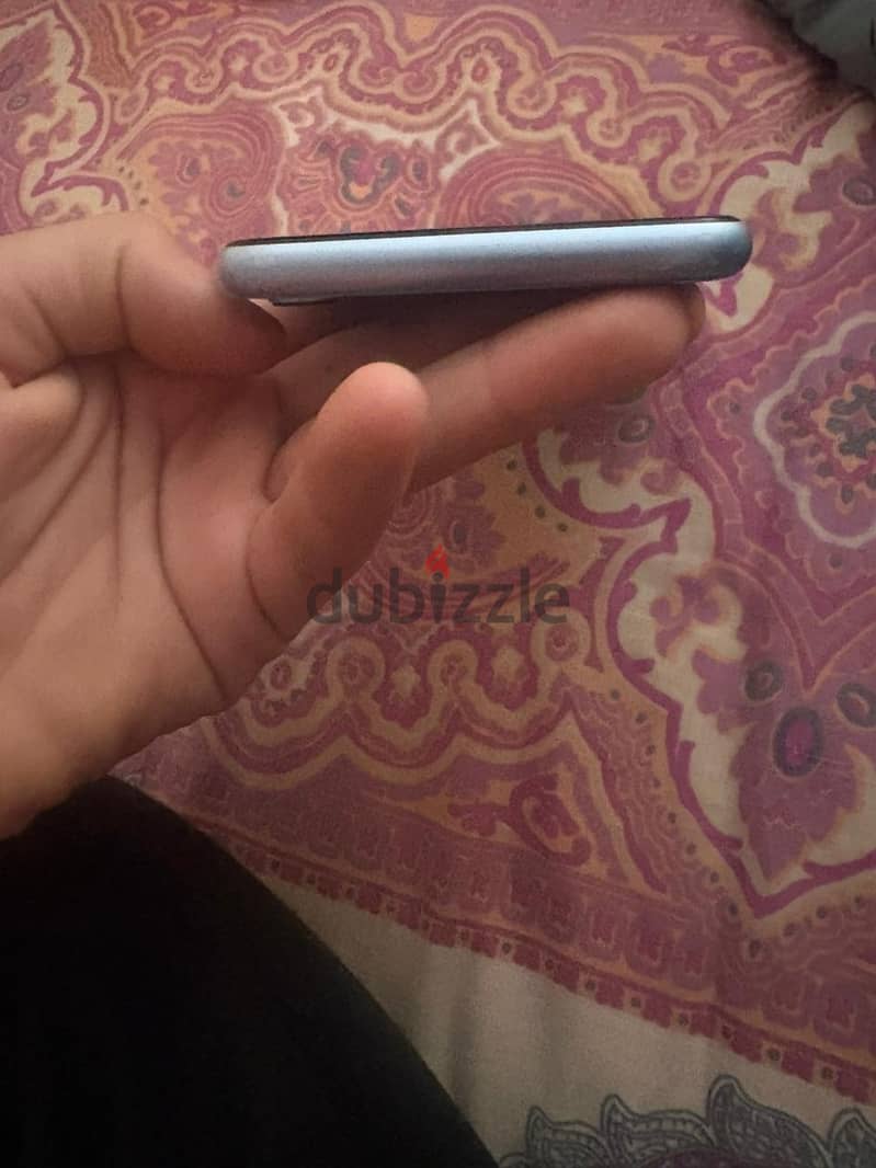 Apple - iPhone XR 2