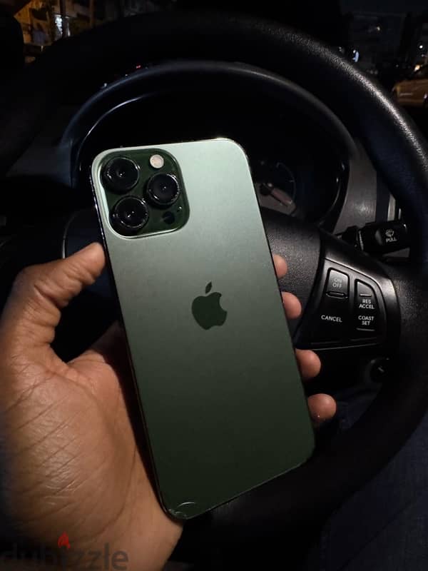 iPhone 13 Pro Max 1