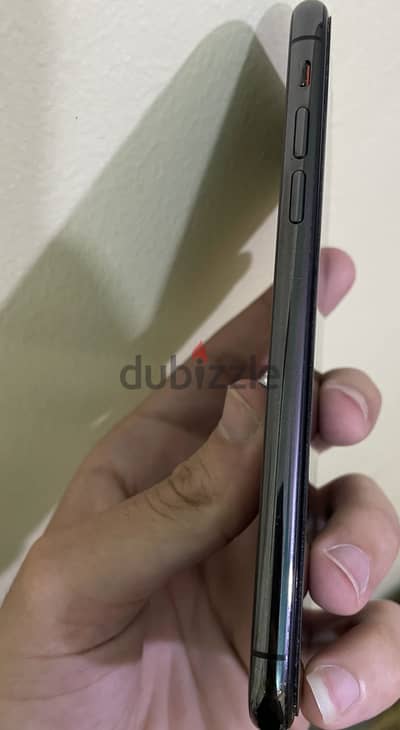 Apple - iPhone X