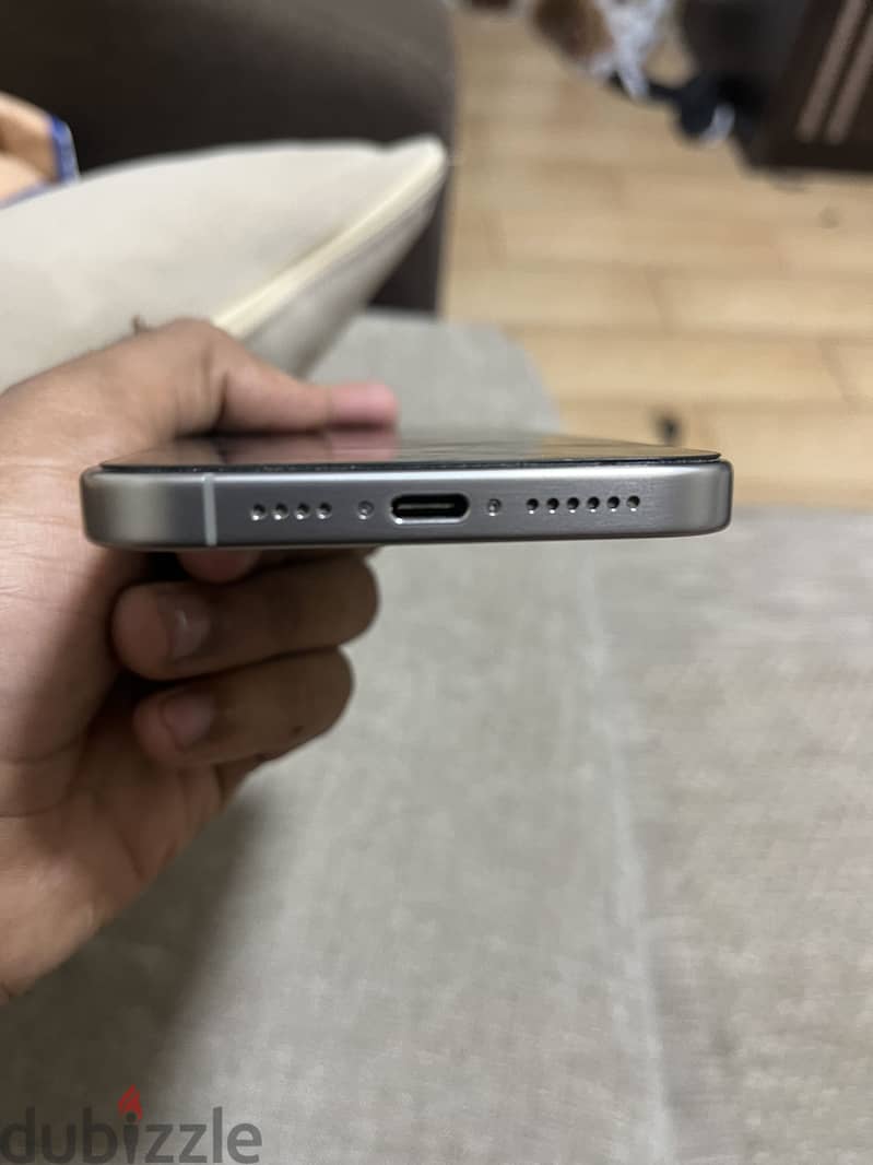 Apple - iPhone 15 Pro Max 5
