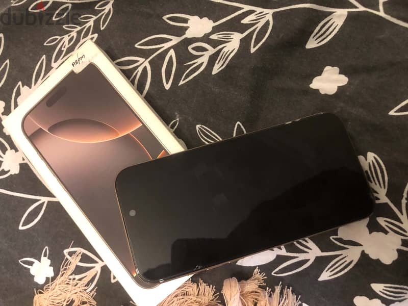 iPhone 16 pro max 5