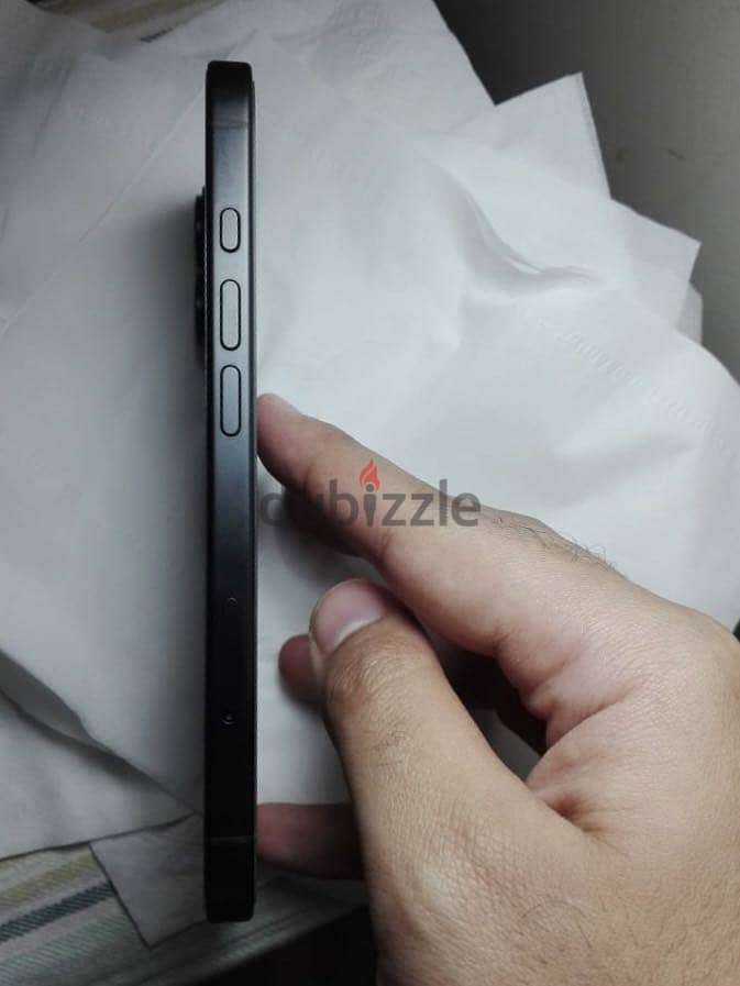 Apple - iPhone 16 1