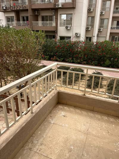 شقة للإيجار 160 متر²، 3 غرف نوم، موقع مميز في كمبوند وصال.
