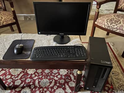 جهاز كومبيوتر hp بالكيبورد والماوس