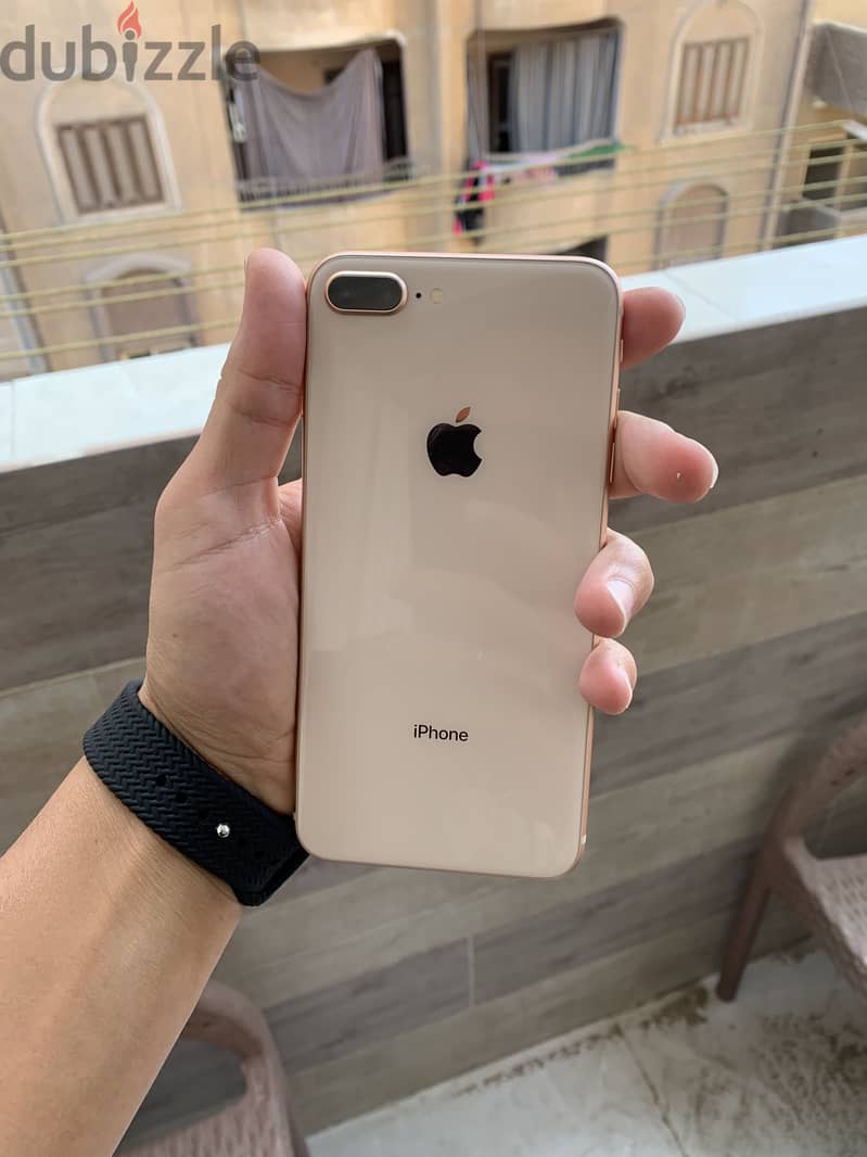 Apple - iPhone 8 Plus 2