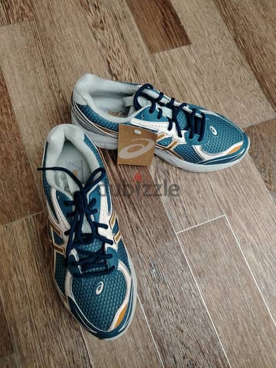 كوتشي رجاليASICS