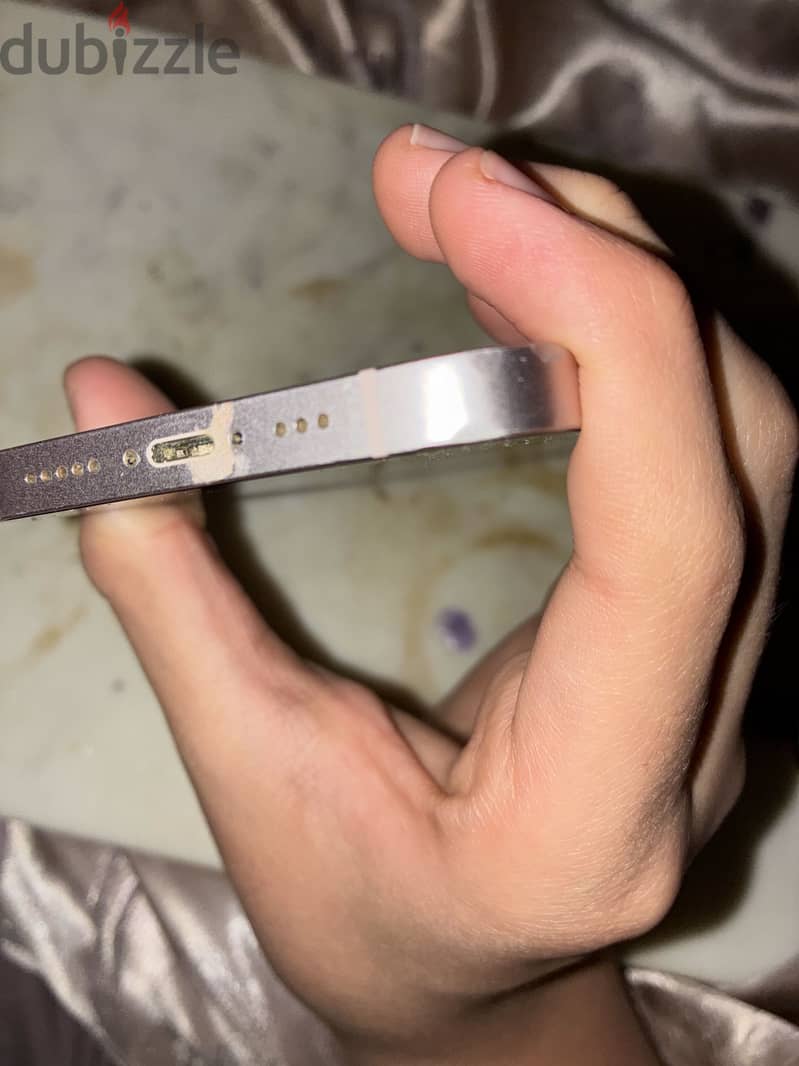 Apple - iPhone 13 2