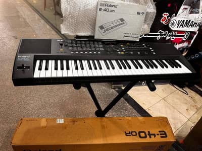 Roland E40ايطالي  شرقي وغربي