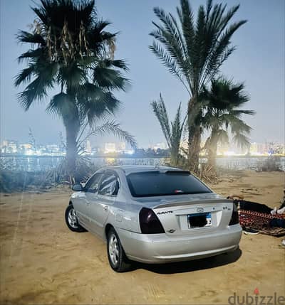 هيونداي افانتي 2003