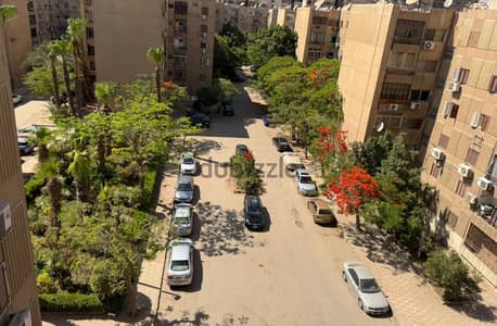 لدواعي الهجرة . . شقة لقطة داخل كومبوند راقي على شارع الهرم الرئيسي