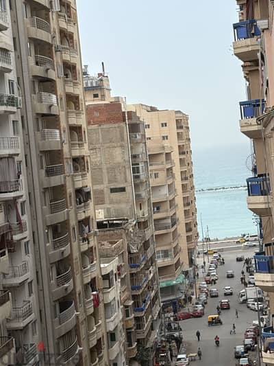 شقه فندقية نظيفه بها جميع الخدمات من المالك بادر بالحجز