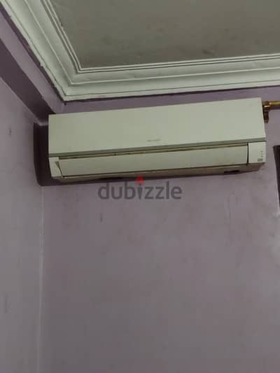 تكييف شارب 3 حصان والوحده الخارجيه هيتاشي