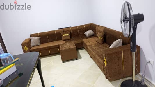ركنه عموله خشب موسكي 5 متر ونص اسفنج 35 كثافه مضغوط شلت متحركه