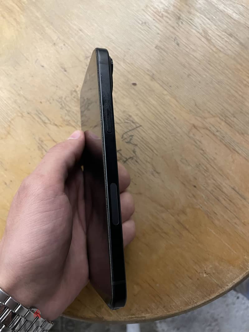 iPhone 15 plus 1