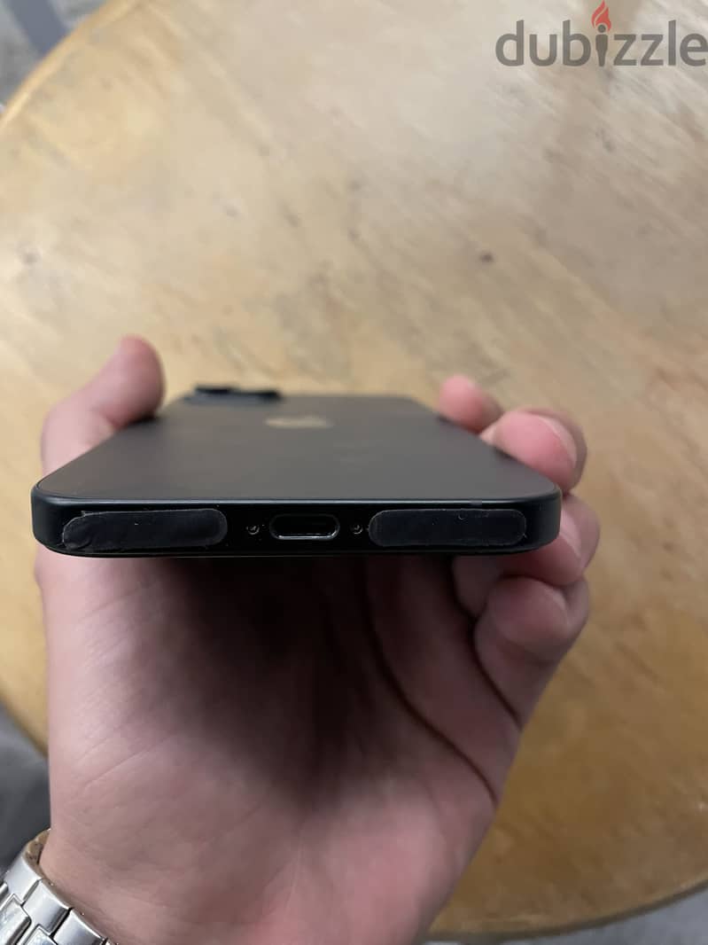 iPhone 15 plus 2