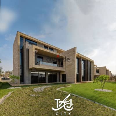 فيلا متشطبه بالتكيفات للبيع علي طريق السويس مباشره امام فندق Kempinski Hotel في كمبوند تاج سيتي Taj city
