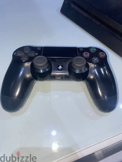 PS4 controller used Hall effect analog