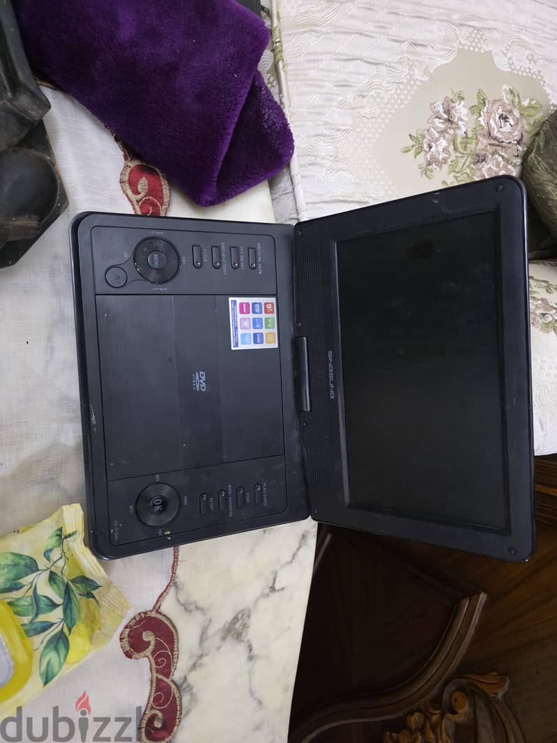 dvd player 1