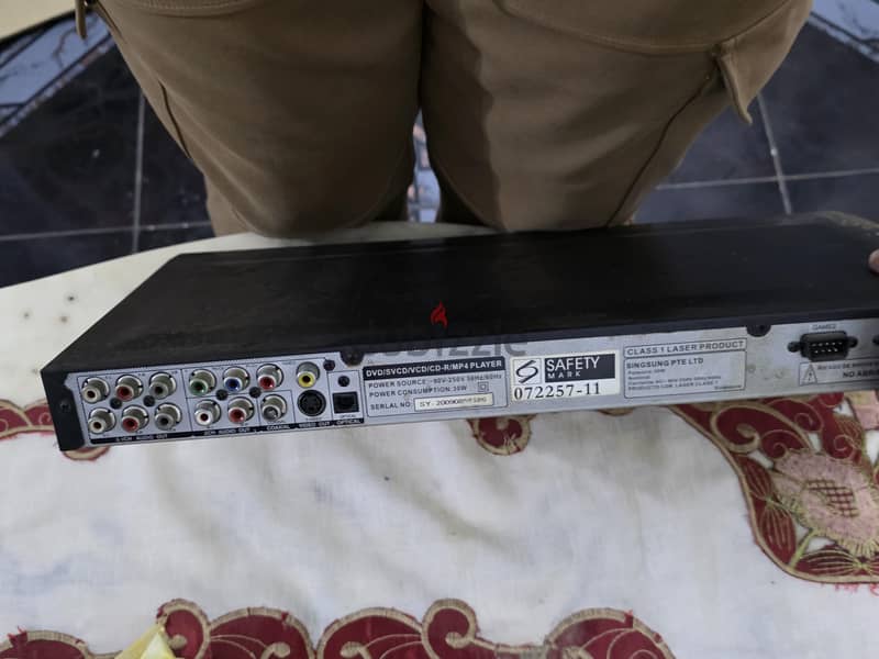 dvd player 1