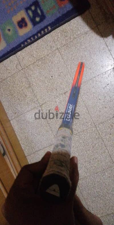 tennis rucket