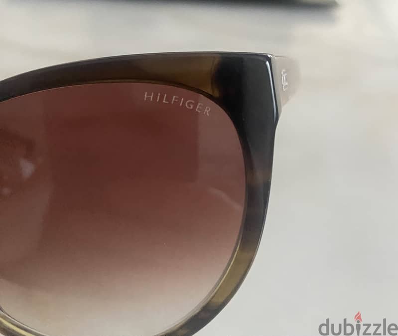 Tommy Helfiger sunglasses 5