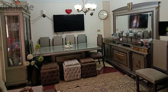 سفرة كاملة 8 كراسي