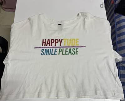 White t-shirt
