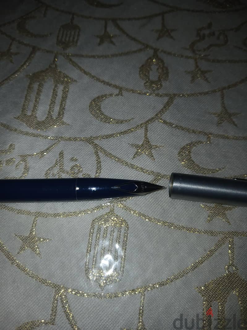 collectibles, pens. 2